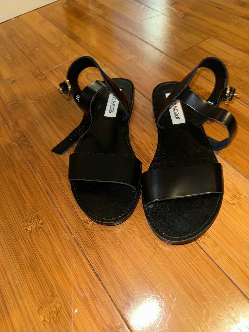 Steve Madden Black Leather Strappy Flat Sandals size 5 women's kids 3.5